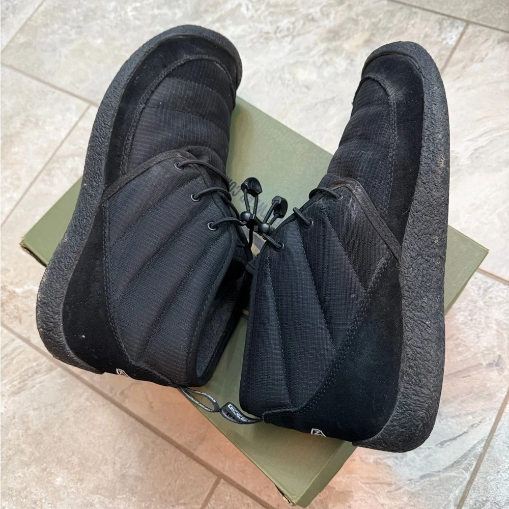KEEN Men's Black Howser II Chukka Boots Size 10.5